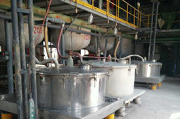 賽朗吊袋離心機(jī)耐用，壽命是同行的2倍以上，采購劉經(jīng)理又得到了老板的認(rèn)可。