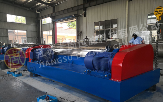 臥螺沉降離心機(jī)如何處理不同類型的工業(yè)污水？