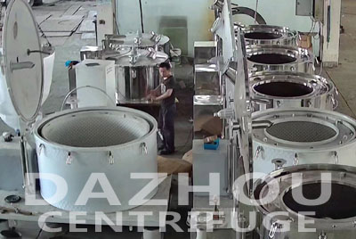 如何安全操作平板吊袋離心機，避免意外發(fā)生？